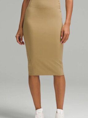 Lululemon Nulu Slim-Fit High-Rise Midi Skirt Size 2 Tan NWT
